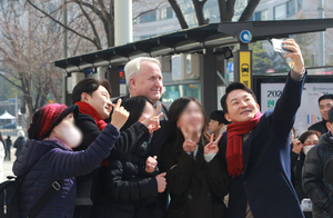 인요한 전 국민의힘 혁신위원장, 계양구을 원희룡 지원유세