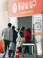 의대 교수들마저 '사직 결의'… 경기·인천 환자들 잠 못든다