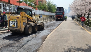 국민의힘 인천시당, “도로 포장 공사 유세방해 행위” 논평…“사실아냐” 정정 해프닝