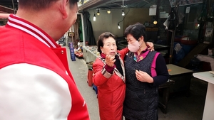 배우 전원주, 국민의힘 유제홍 부평갑 후보 주말 유세 지원