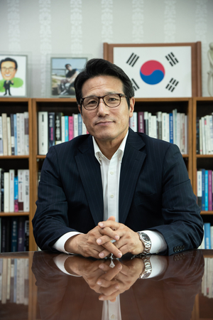 [원로에게 길을 묻다·(1)] 정병국 “야당과 어깃장 싸움 말고 국민과 대화하라” 여당에 조언