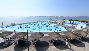 [포토] 시흥 배곧한울공원 해수체험장