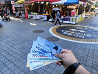 '가짜돈 환전소' 된 전통시장… "이 정도에도 다 속아" [위협 받는 '위조지폐 청정국'·(4)]