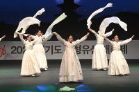 [화보] 한국의 미 가득한 공연… 2024 경기도 무형유산 대축제