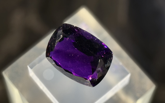 돌아, 봤는데… 진짜 예쁘더라