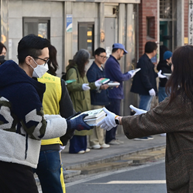‘책 나르샤’ 나선 150명… 지역 축제도 이렇게 하면 됩니다