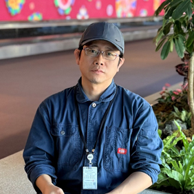 두 번째 시집 ‘밤의 공항’ 펴낸 이원석 시인