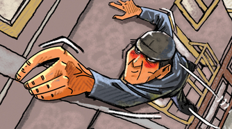 카멜레온 따라 한 ‘날다람쥐’… 참수리는 못 속여