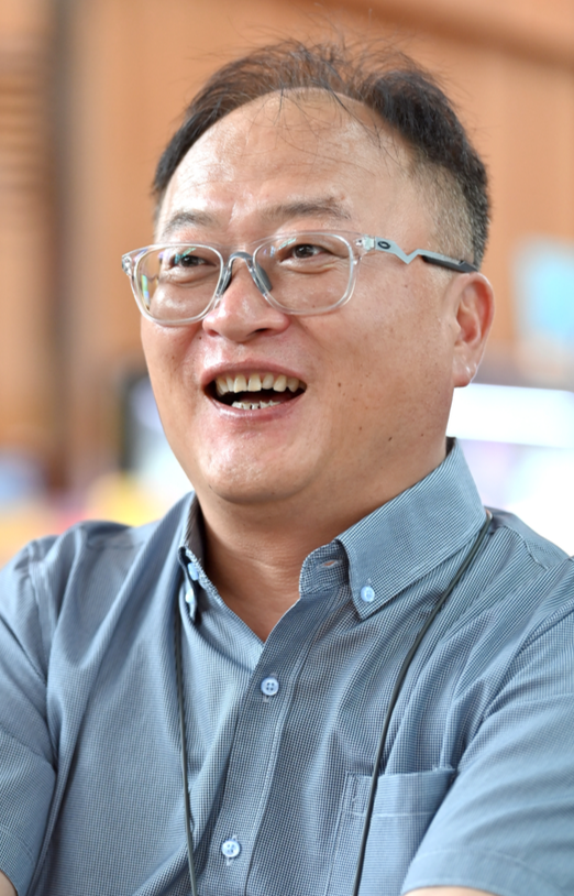 ‘인천공항 역사의 산증인’
고영호 보안경비팀 계장