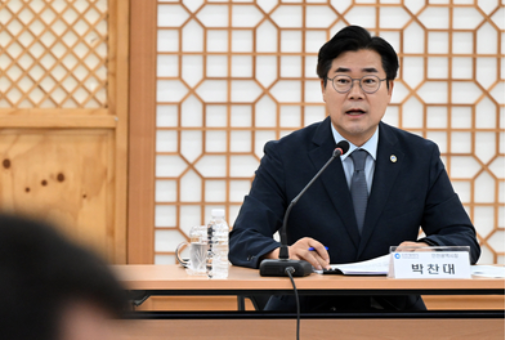 행정부시장 아직도 공석… 재정난 근본 해법 못 찾아