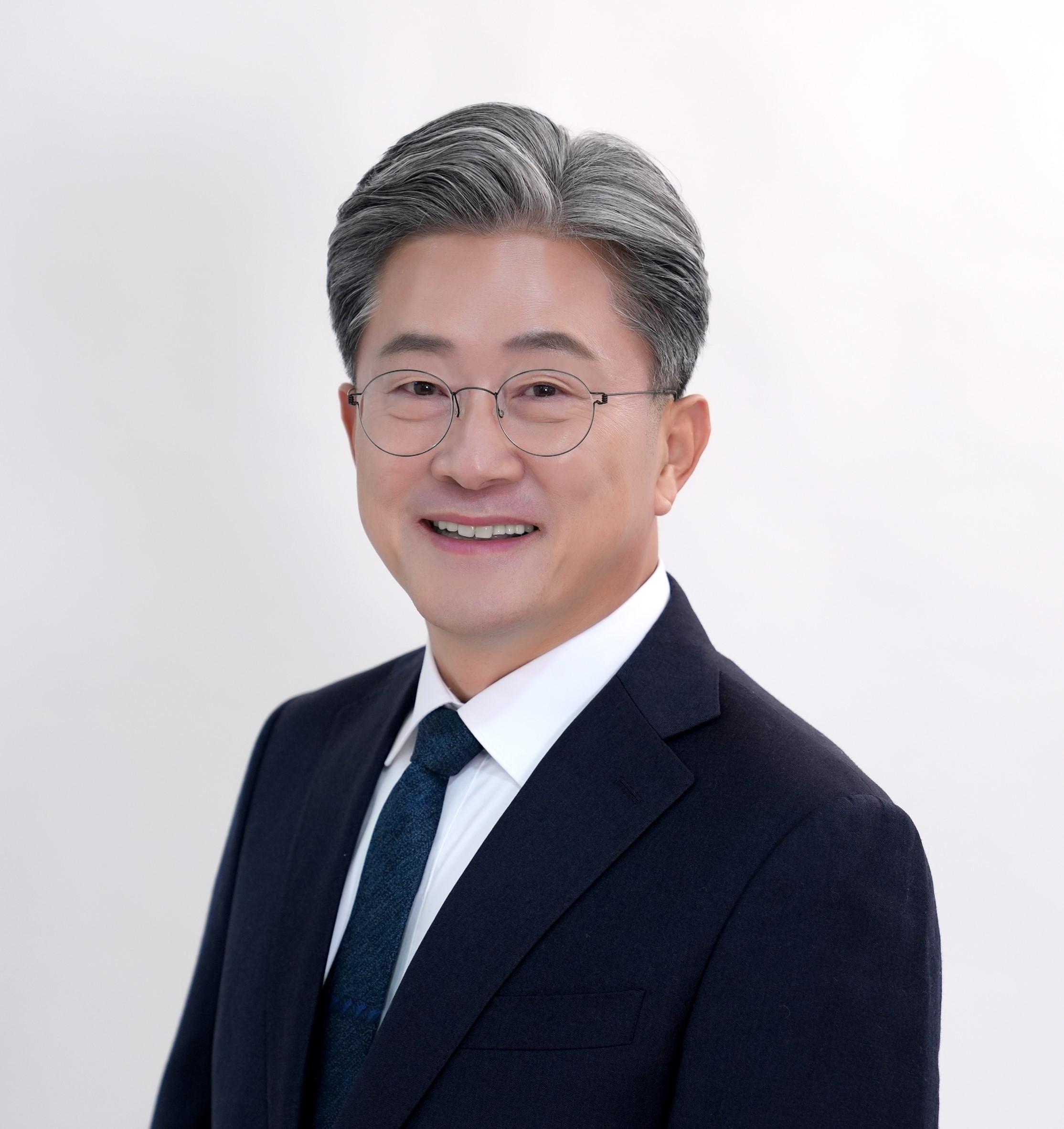 정순욱