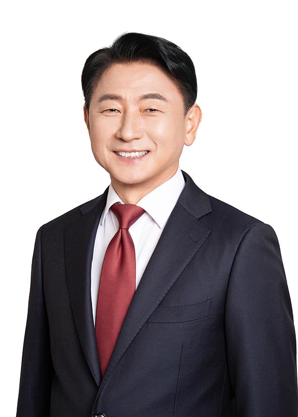 김동근